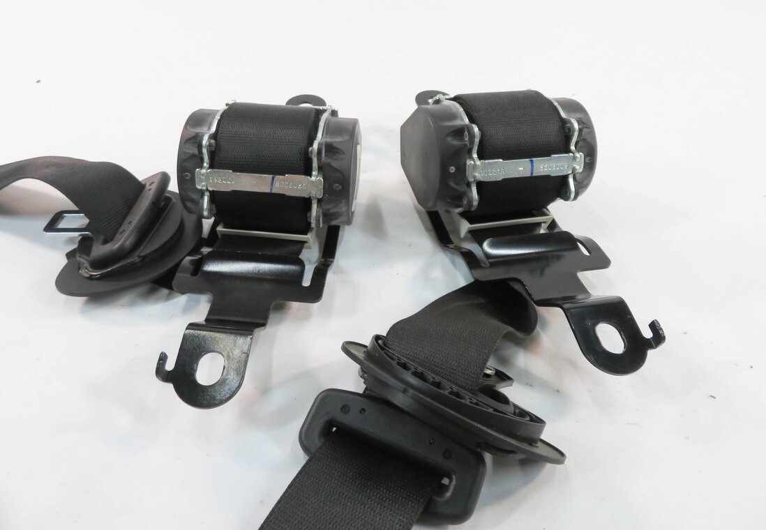 Thumbnail 2: 2008 BMW X5 (E70) L & R REAR 2nd SECOND ROW SEAT SEATBELT RETRACTOR SET (BLACK)
