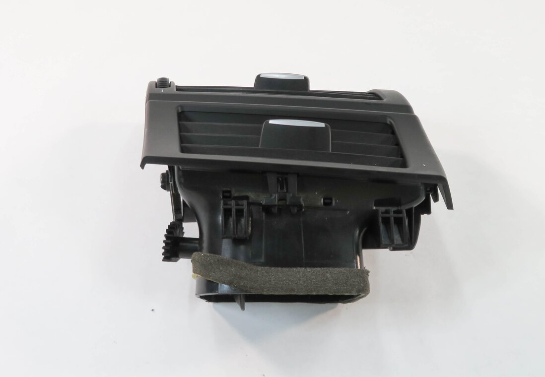 Thumbnail 2: 2008 BMW X5 (E70) LEFT FRONT DRIVER DASH HEATER A/C AIR VENT w/o TRIM