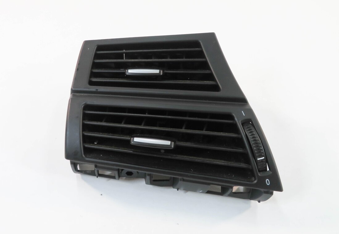 Thumbnail 4: 2008 BMW X5 (E70) LEFT FRONT DRIVER DASH HEATER A/C AIR VENT w/o TRIM