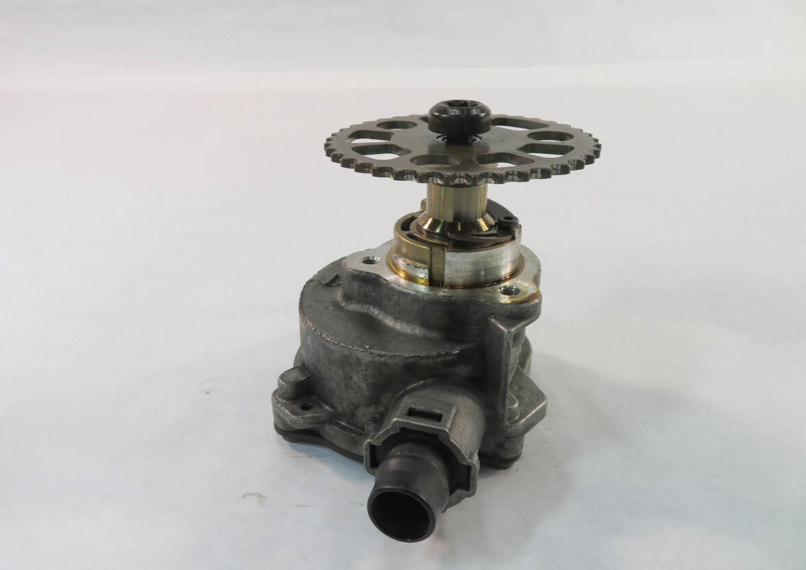 Thumbnail 4: 2007-2013 BMW 128i 323i 328i 528i X3 X5 Z4 (E87 E90 E60 F25 E70 E89) VACUUM PUMP