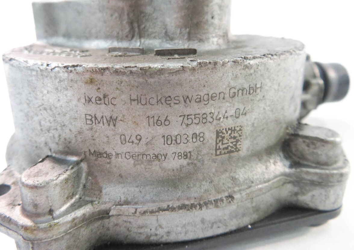 Thumbnail 7: 2007-2013 BMW 128i 323i 328i 528i X3 X5 Z4 (E87 E90 E60 F25 E70 E89) VACUUM PUMP