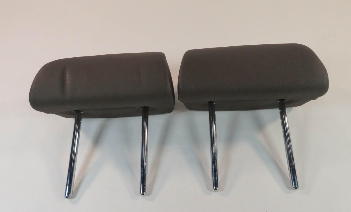 2008 BMW X5 (E70) REAR LEFT & RIGHT 2nd SECOND ROW SEAT HEADREST SET (TOBACCO)