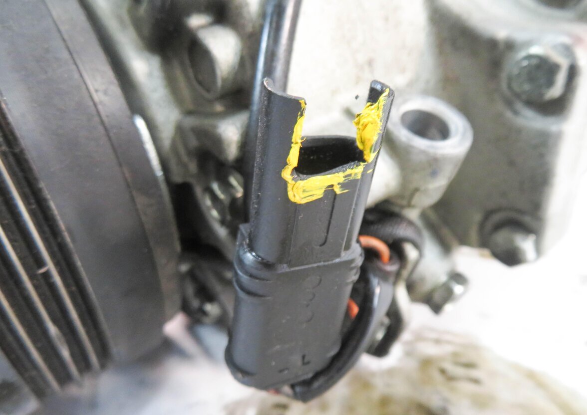 Thumbnail 8: 2007-2010 BMW X5 (E70) 3.0L ADAPTIVE DRIVE ACTIVE SUSPENSION A/C COMPRESSOR PUMP