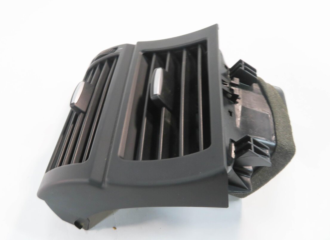 Thumbnail 2: 2007 BMW X5 (E70) RIGHT FRONT PASSENGER DASH HEATER A/C AIR VENT w/ TRIM