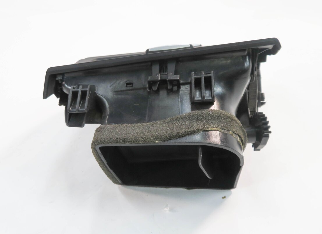 Thumbnail 5: 2007 BMW X5 (E70) RIGHT FRONT PASSENGER DASH HEATER A/C AIR VENT w/ TRIM