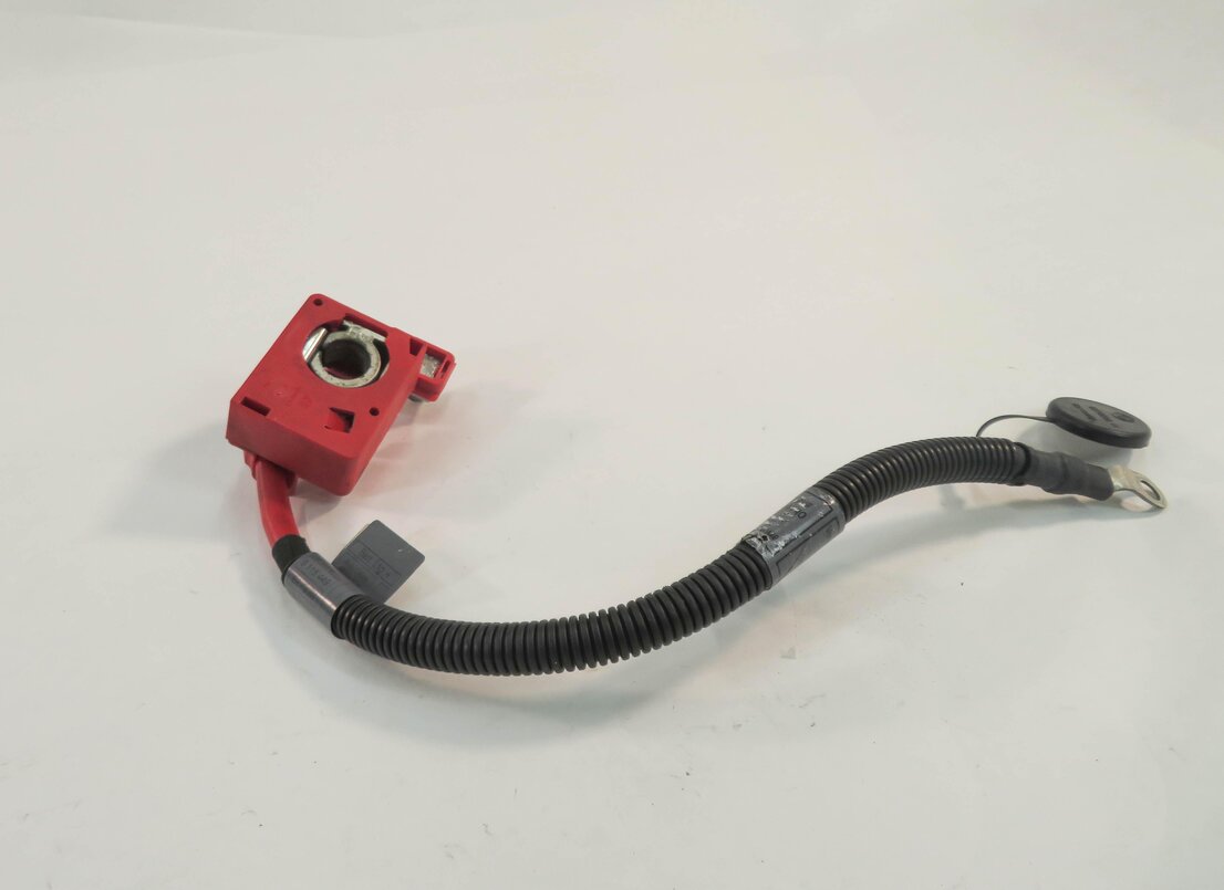 Thumbnail 3: 2007 BMW X5 (E70) POSITIVE BATTERY CABLE (SRS)