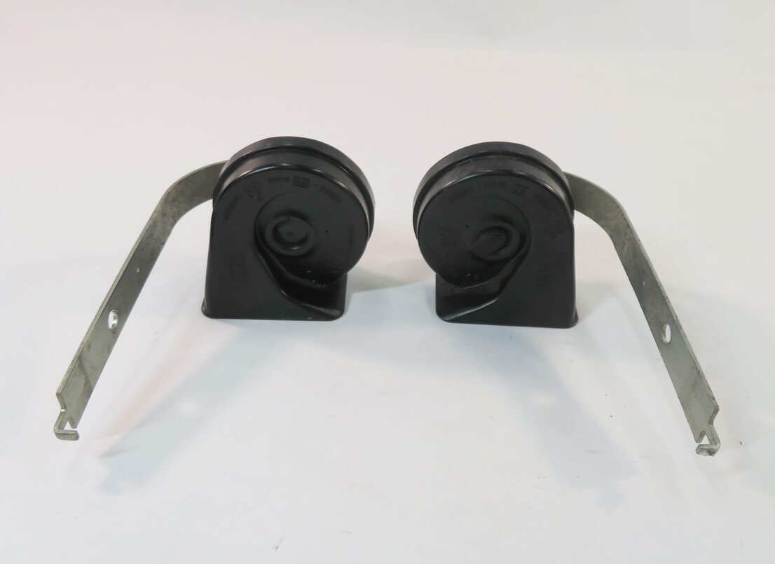 2007-2011 BMW X5 X6 (E70 E71) HIGH & LOW TONE NOTE EMERGENCY SAFETY HORN SET
