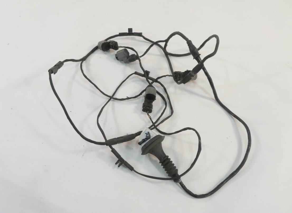 Thumbnail 2: 2007 BMW X5 (E70) REAR PDC PARK DISTANCE SENSOR SET-4 w/ HARNESS
