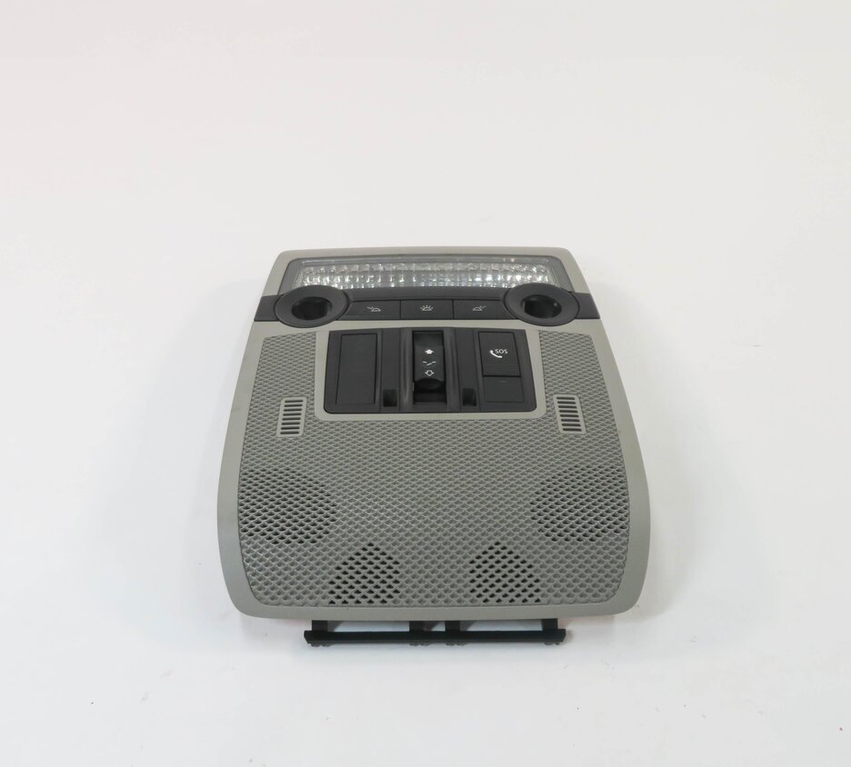 2007 BMW X5 (E70) FRONT MAP READING COURTESY DOME LIGHT LAMP (GRAY)