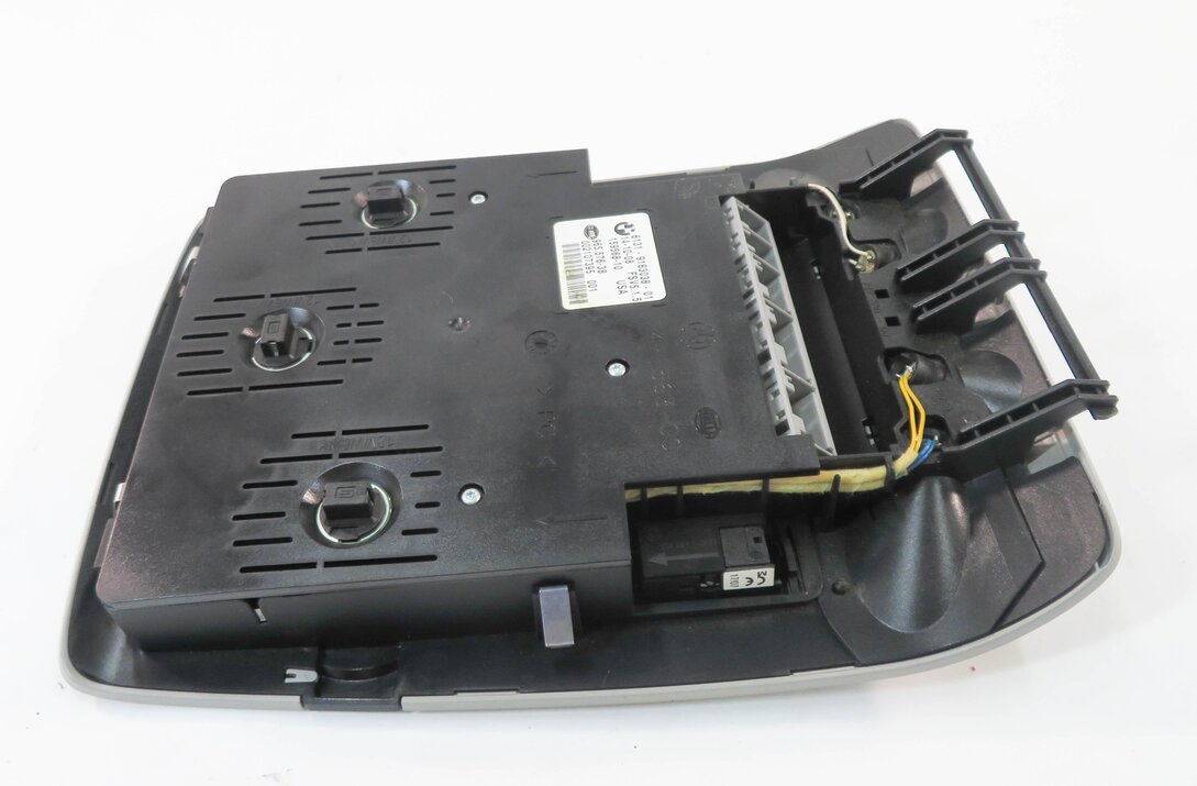 Thumbnail 7: 2007 BMW X5 (E70) FRONT MAP READING COURTESY DOME LIGHT LAMP (GRAY)