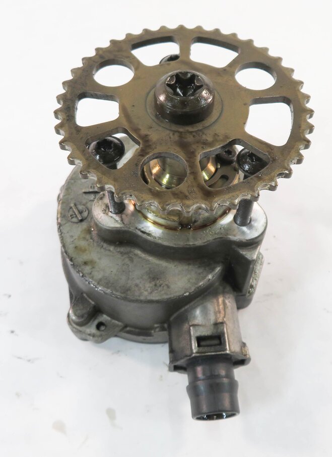Thumbnail 5: 2007-2013 BMW 128i 323i 328i 528i X3 X5 Z4 (E87 E90 E60 F25 E70 E89) VACUUM PUMP