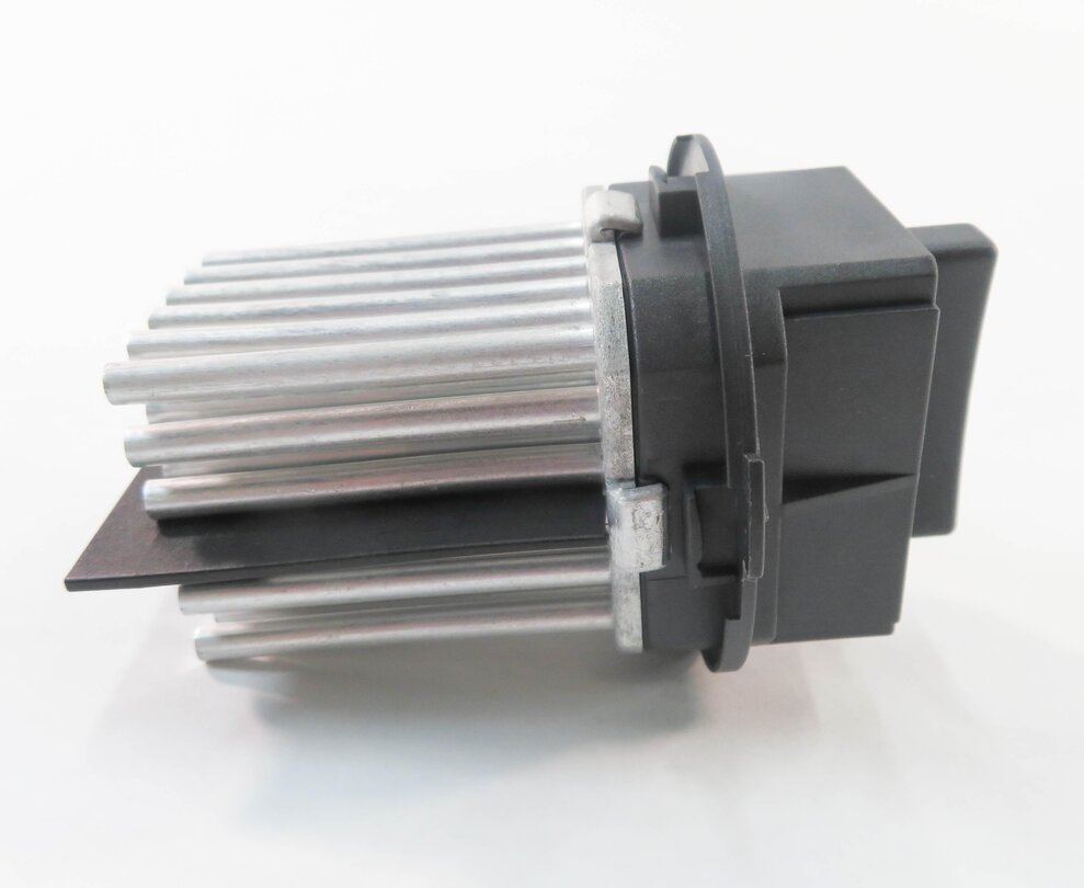 Thumbnail 6: 2008 BMW X5 (E70) REAR HEATER A/C BLOWER FAN MOTOR SPEED RESISTOR