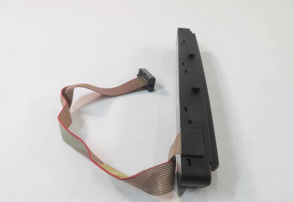 Thumbnail 7: 2008 BMW X5 (E70) FRONT PDC DTC HILL DESCENT TRUNK RELEASE SWITCH BUTTON PANEL