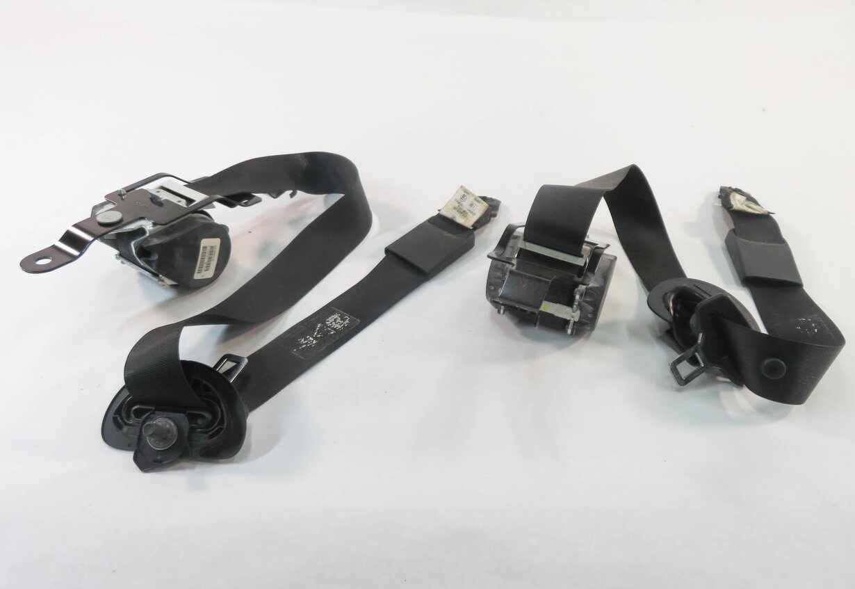 Thumbnail 2: 2008 BMW X5 (E70) LEFT & RIGHT REAR - 2nd SECOND ROW SEAT SEATBELT RETRACTOR SET