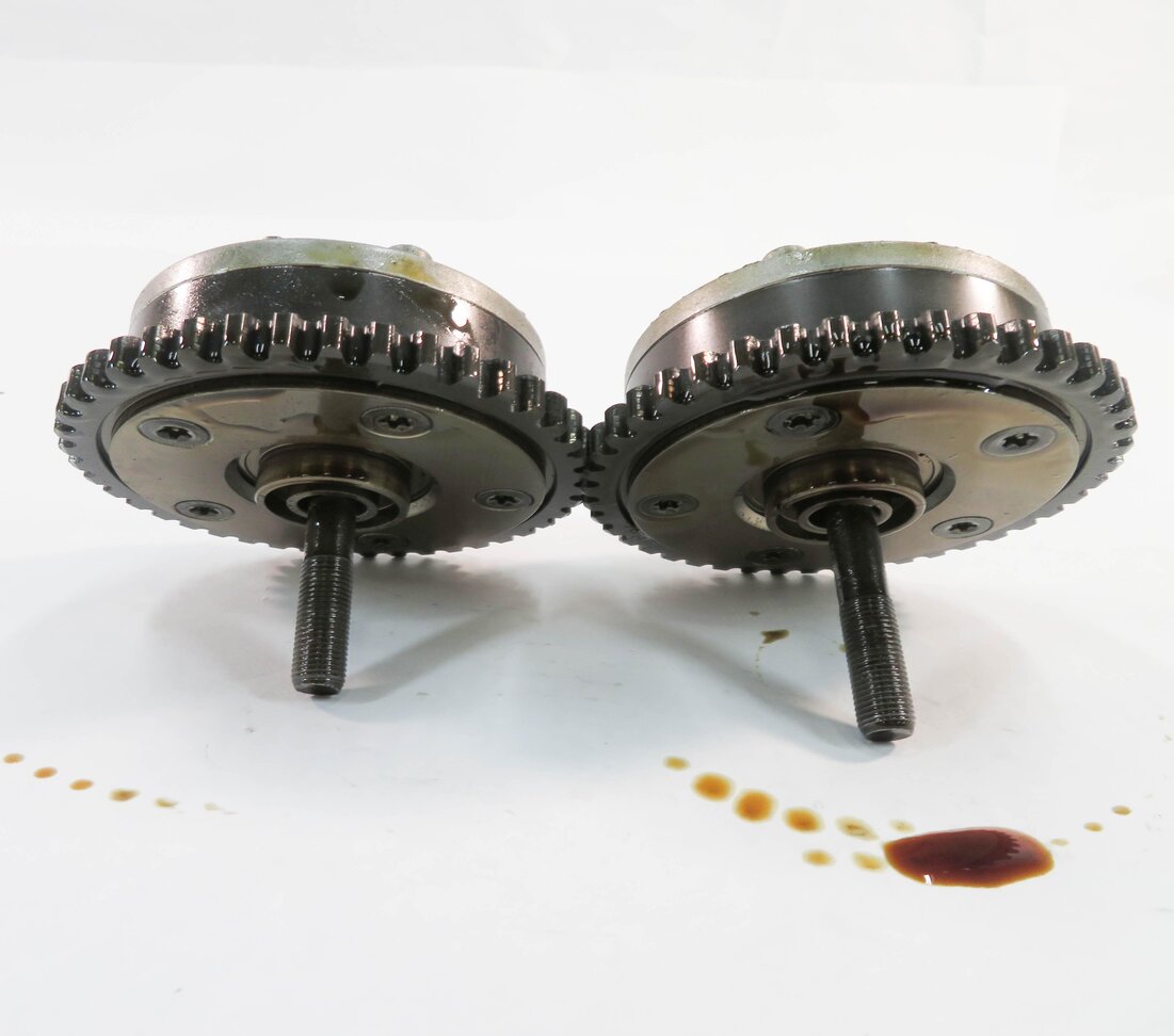 Thumbnail 4: 2008 BMW X5 (E70) 4.8L N62 V8 - LEFT ENGINE INTAKE & EXHAUST TIMING GEAR SET-2