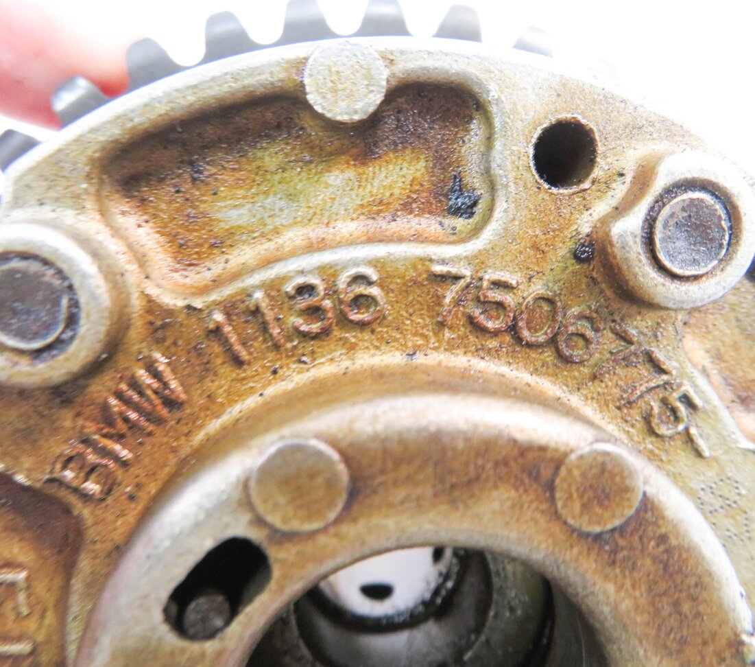 Thumbnail 8: 2008 BMW X5 (E70) 4.8L N62 V8 - LEFT ENGINE INTAKE & EXHAUST TIMING GEAR SET-2