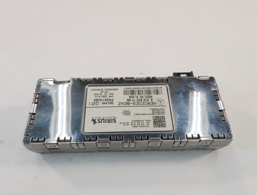 Thumbnail 3: 10-16 MERCEDES C250 C300 C350 E350 E550 GLK350 ML350 - SIRIUS SATELLITE RECEIVER