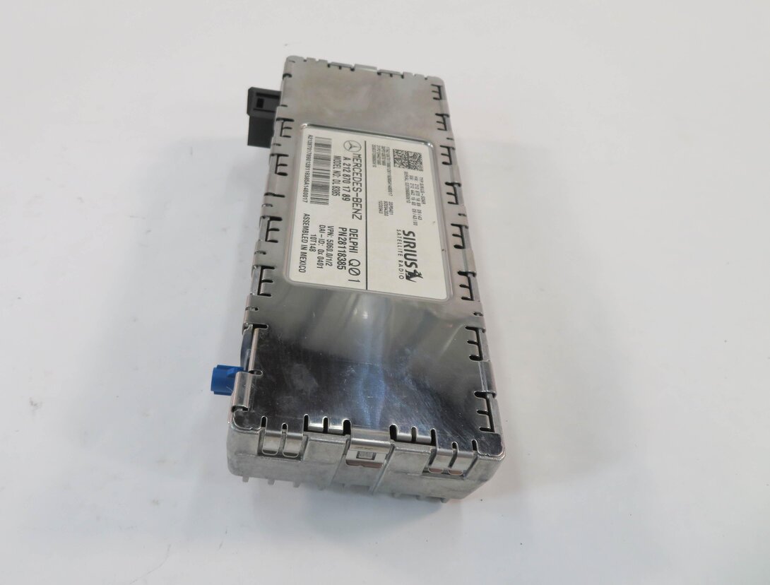 Thumbnail 4: 10-16 MERCEDES C250 C300 C350 E350 E550 GLK350 ML350 - SIRIUS SATELLITE RECEIVER