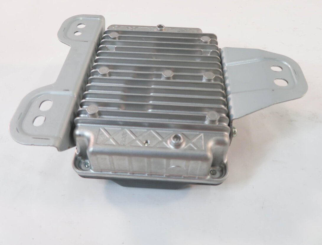 Thumbnail 2: 2011 MERCEDES E350 (W212) POWER INVERTER CONTROL MODULE