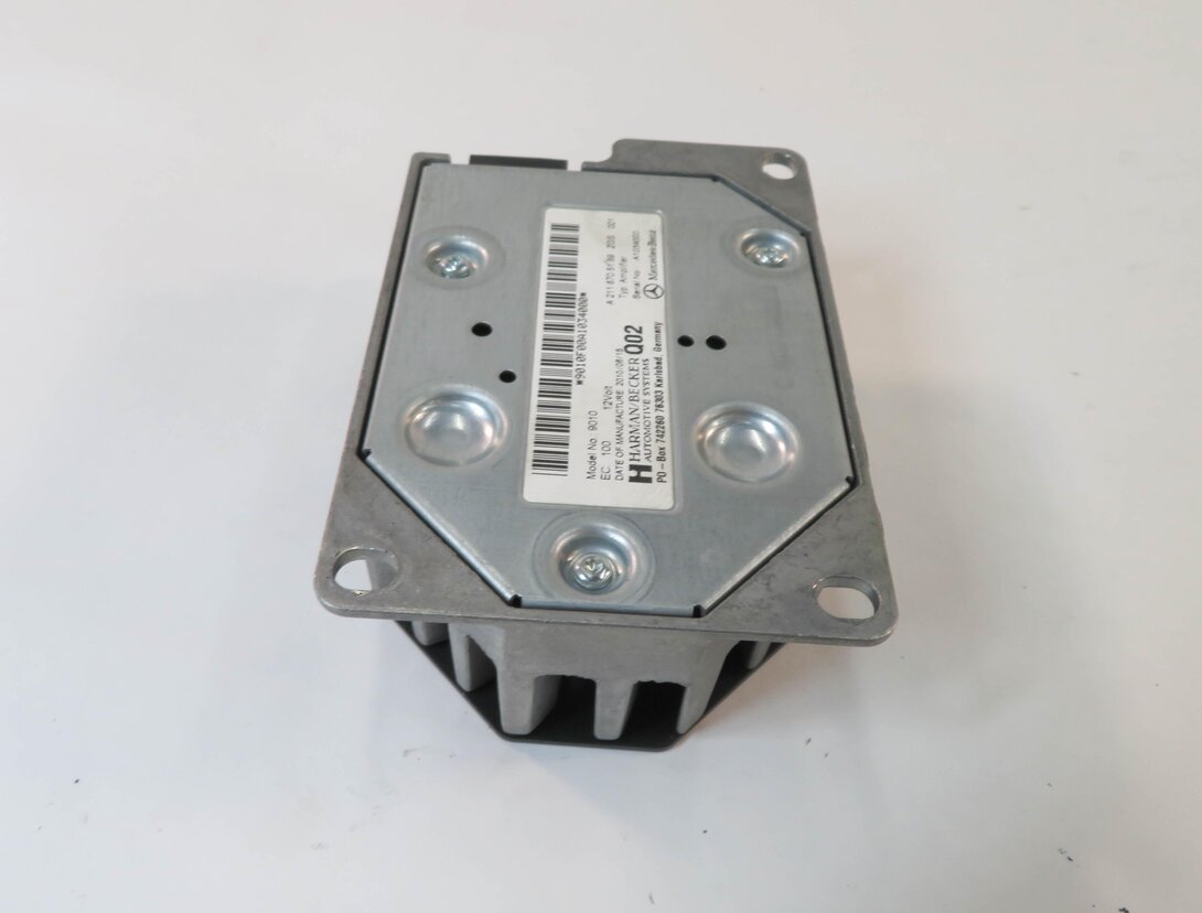 Thumbnail 3: 2011 E350 E550 E63 / 14-15 GLK250 GLK350 / 13-14 CLS550 CLS63 - SUB AMPLIFIER