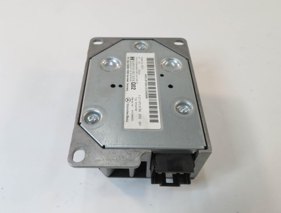 Thumbnail 5: 2011 E350 E550 E63 / 14-15 GLK250 GLK350 / 13-14 CLS550 CLS63 - SUB AMPLIFIER