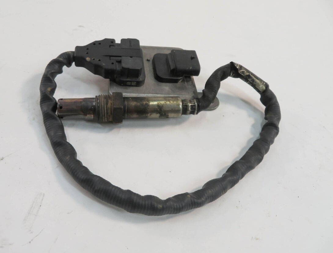Thumbnail 3: 2011 MERCEDES E350 (W212) 3.0L OM642 DIESEL ENGINE - NOX NITROGEN OXIDE SENSOR