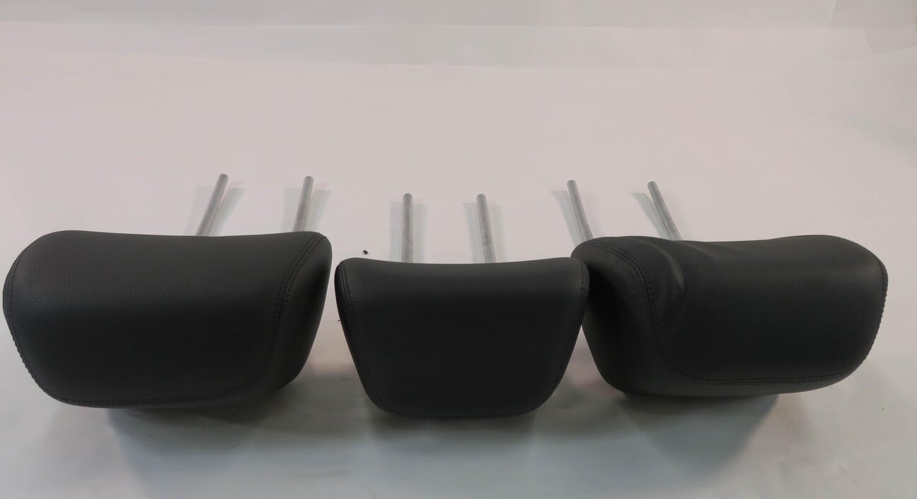 Thumbnail 4: 2011 MERCEDES E350 (W212) REAR SEAT HEADREST SET-3 (BLACK ANTHRACITE 101A)