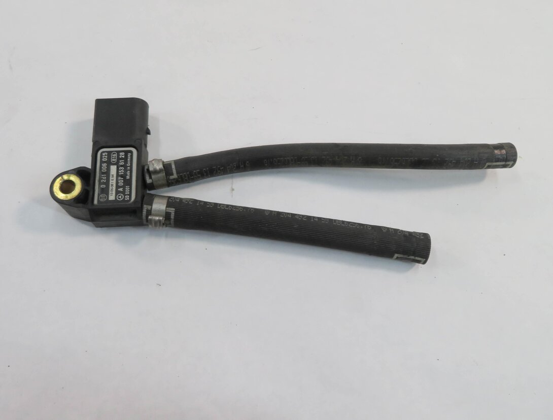 Thumbnail 4: 2011 MERCEDES E350 (W212) 3.0L OM642 DIESEL ENGINE DIFFERENTIAL PRESSURE SENSOR