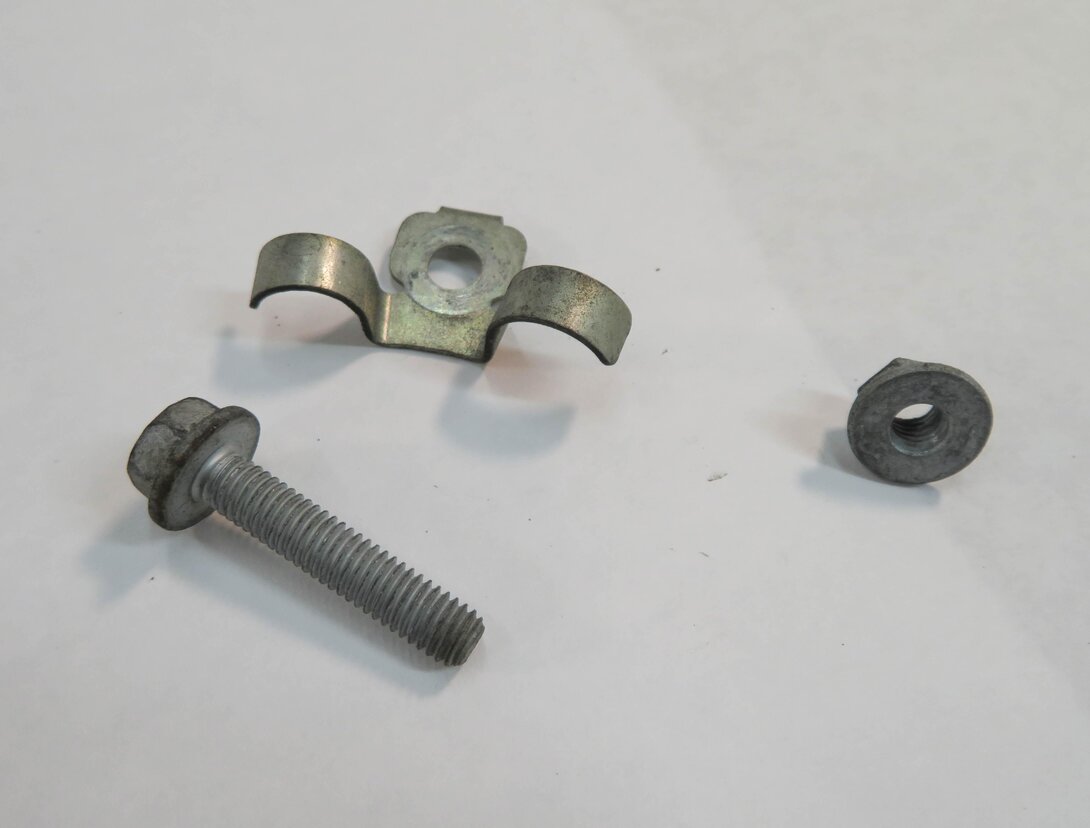 Thumbnail 8: 2011 MERCEDES E350 (W212) 3.0L OM642 DIESEL ENGINE DIFFERENTIAL PRESSURE SENSOR