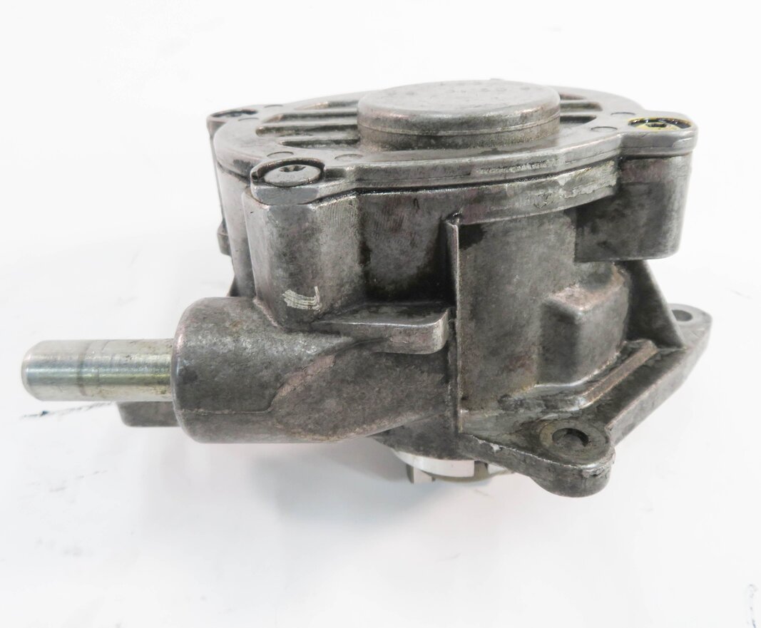 Thumbnail 5: 08-13 MERCEDES E320 E350 GL320 GL350 ML320 ML350 R350 - 3.0L DIESEL VACUUM PUMP