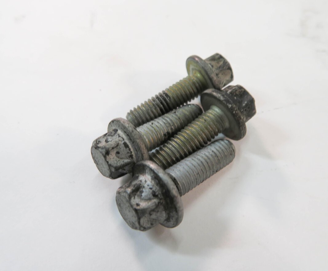 Thumbnail 9: 08-13 MERCEDES E320 E350 GL320 GL350 ML320 ML350 R350 - 3.0L DIESEL VACUUM PUMP