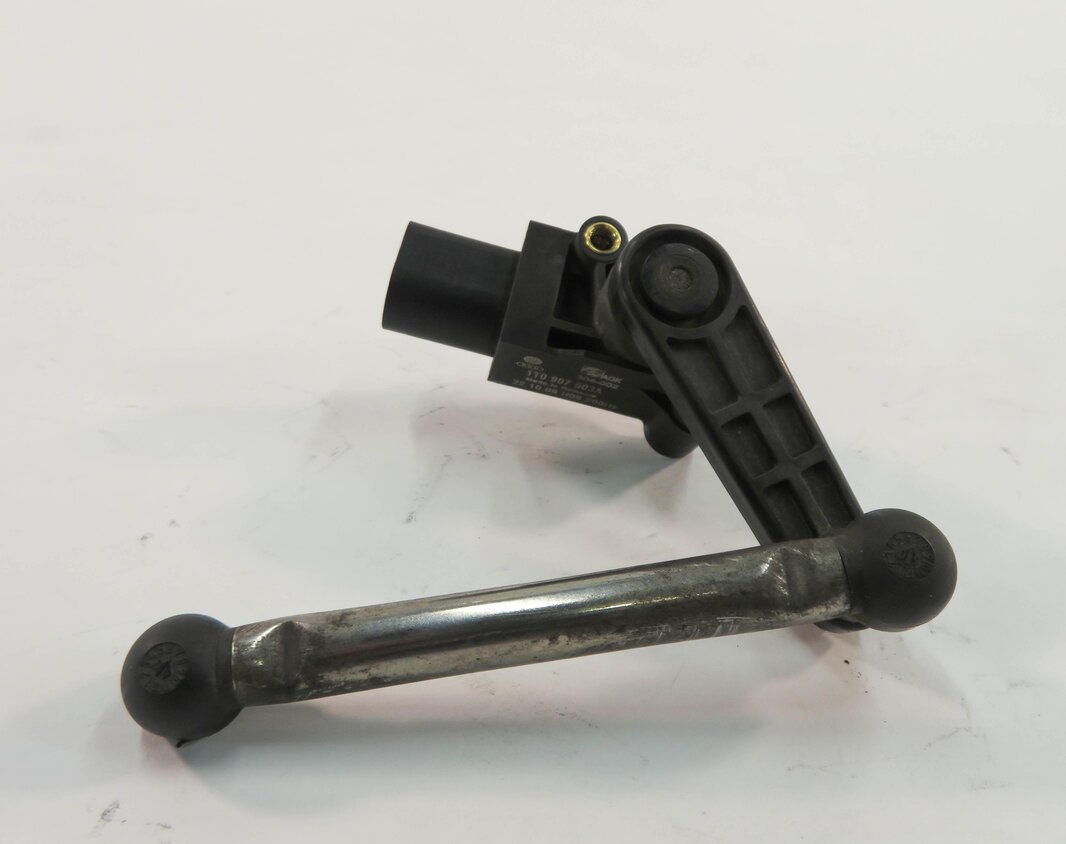 Thumbnail 6: 2010 AUDI A5 (B8 8T) LEFT DRIVER REAR SUSPENSION HEIGHT LEVEL SENSOR