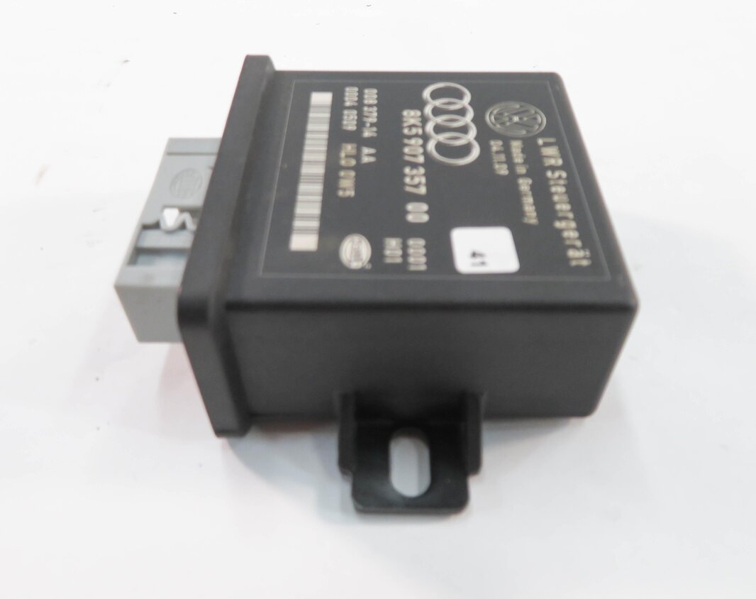 Thumbnail 3: 2010 AUDI A5 (B8 8T) HID XENON HEADLIGHT RANGE CONTROL MODULE