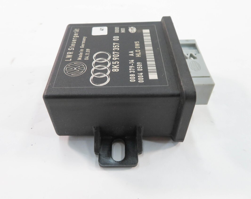 Thumbnail 5: 2010 AUDI A5 (B8 8T) HID XENON HEADLIGHT RANGE CONTROL MODULE