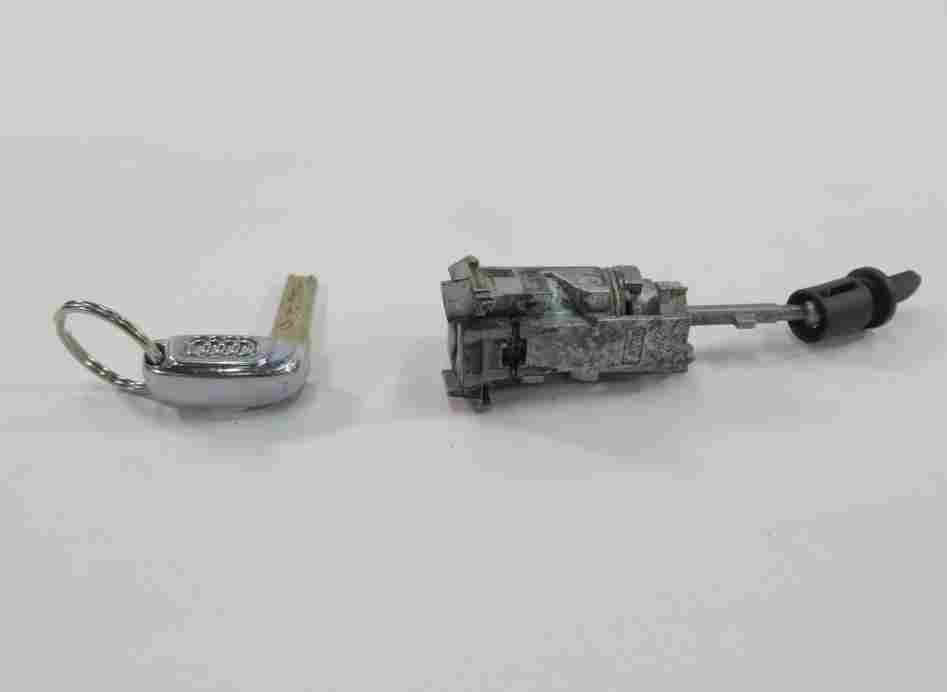 Thumbnail 3: 2010 AUDI A5 COUPE (B8 8T) FRONT LEFT DRIVER DOOR HANDLE LOCK CYLINDER w/KEY SET