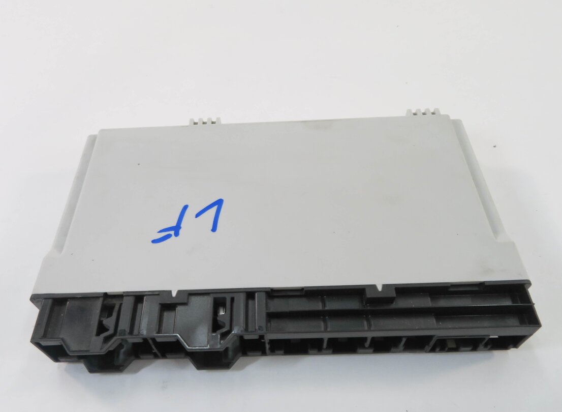 Thumbnail 5: 2010-2016 BMW 128i 328i 335i M3 X1 X5 X6 Z4 - FRONT MEMORY SEAT CONTROL MODULE