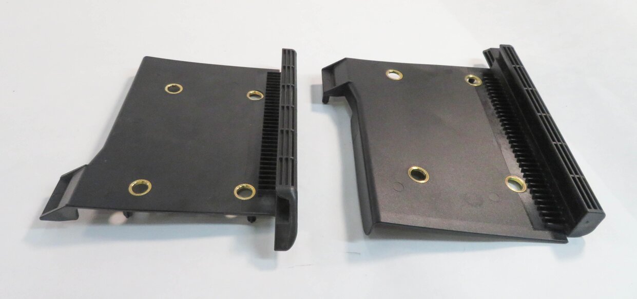 Thumbnail 5: 2013 AUDI A5 (B8 8T) CONVERTIBLE - STORAGE COVER SLIDING TRACK BRACKET SET-2