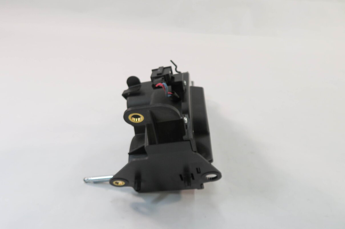 Thumbnail 3: 2013 AUDI A5 (B8 8T) CONVERTIBLE SLIDING STORAGE COVER MOTOR