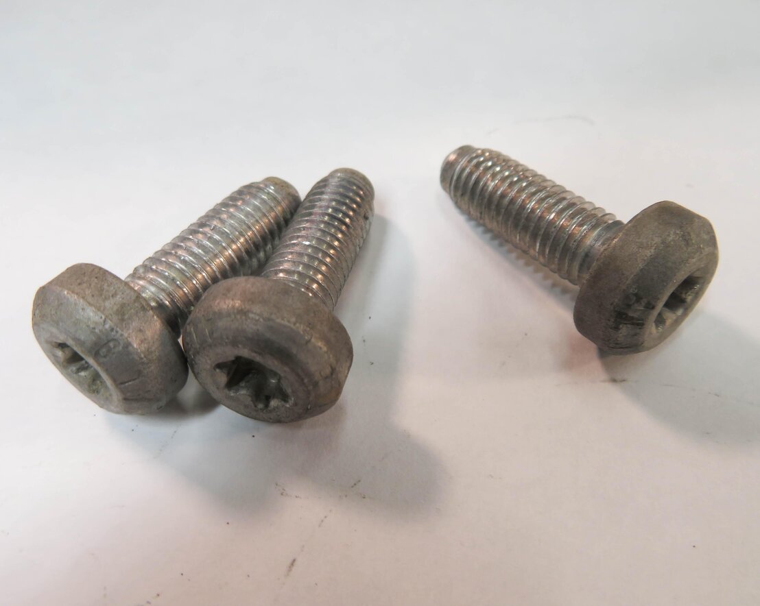 Thumbnail 8: 2013 AUDI A5 (B8 8T) 2.0L CPMA - AUTOMATIC TRANSMISSION AXLE FLANGE SHAFT