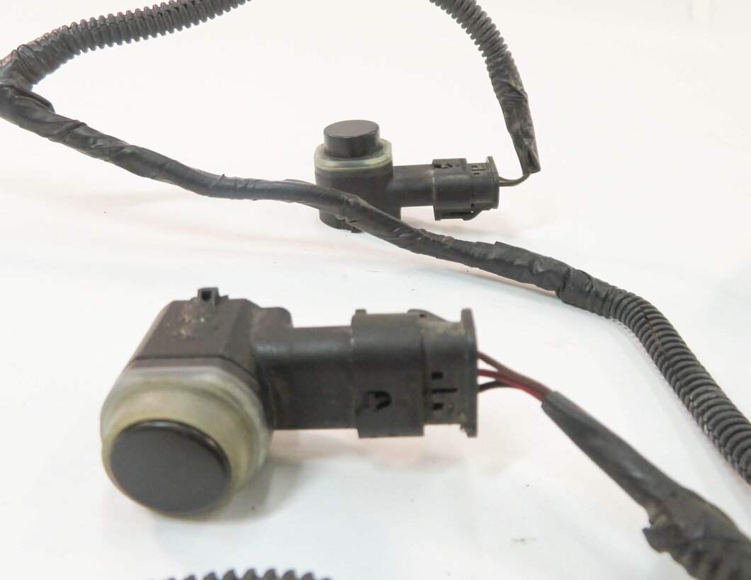 Thumbnail 5: 2010 RANGE ROVER SPORT (L320) REAR PDC PARK DISTANCE SENSOR SET w/ HARNESS BLACK