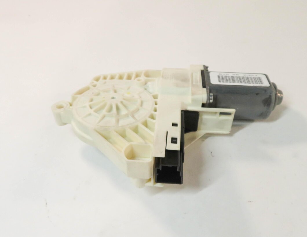 Thumbnail 4: 2010-2016 LR4 RANGE ROVER SPORT (L320) RIGHT FRONT PASSENGER POWER WINDOW MOTOR