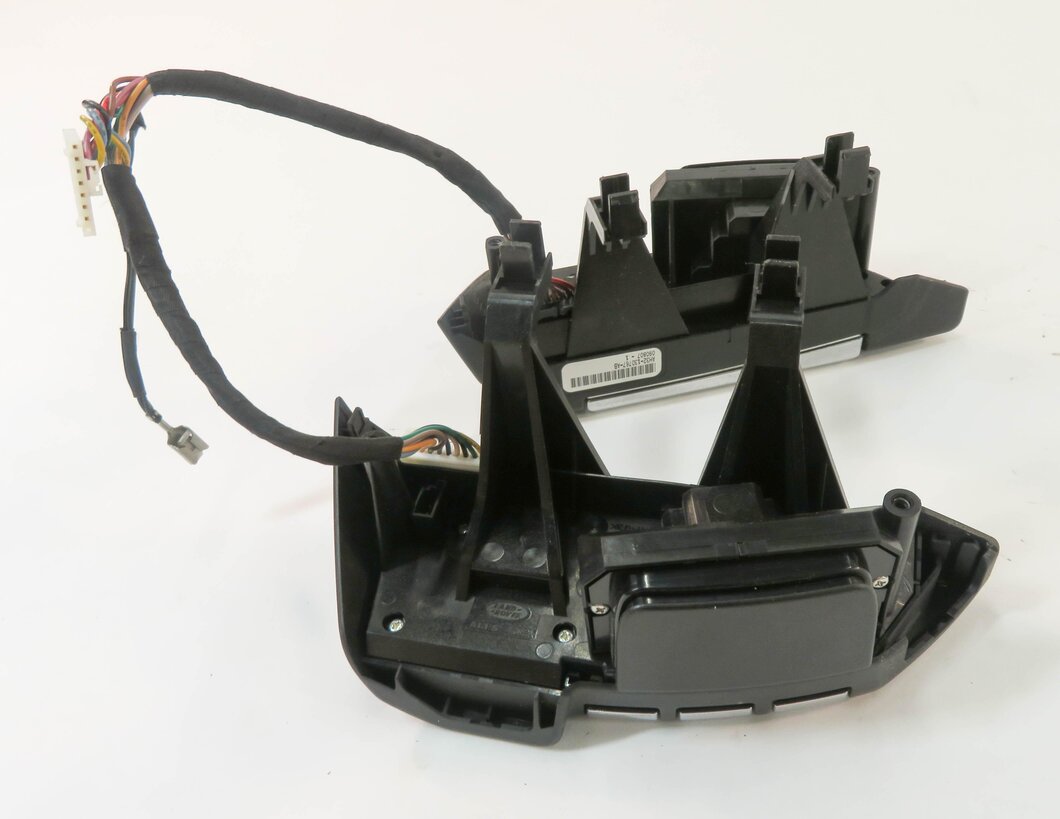 Thumbnail 8: 2010 RANGE ROVER SPORT (L320) STEERING RADIO PHONE CRUISE SWITCH SET