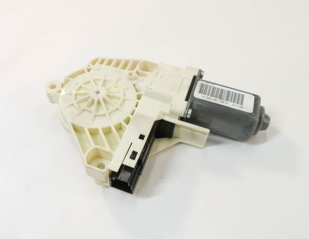 Thumbnail 2: 2010-2016 LR4 RANGE ROVER SPORT (L320) RIGHT SIDE REAR DOOR POWER WINDOW MOTOR