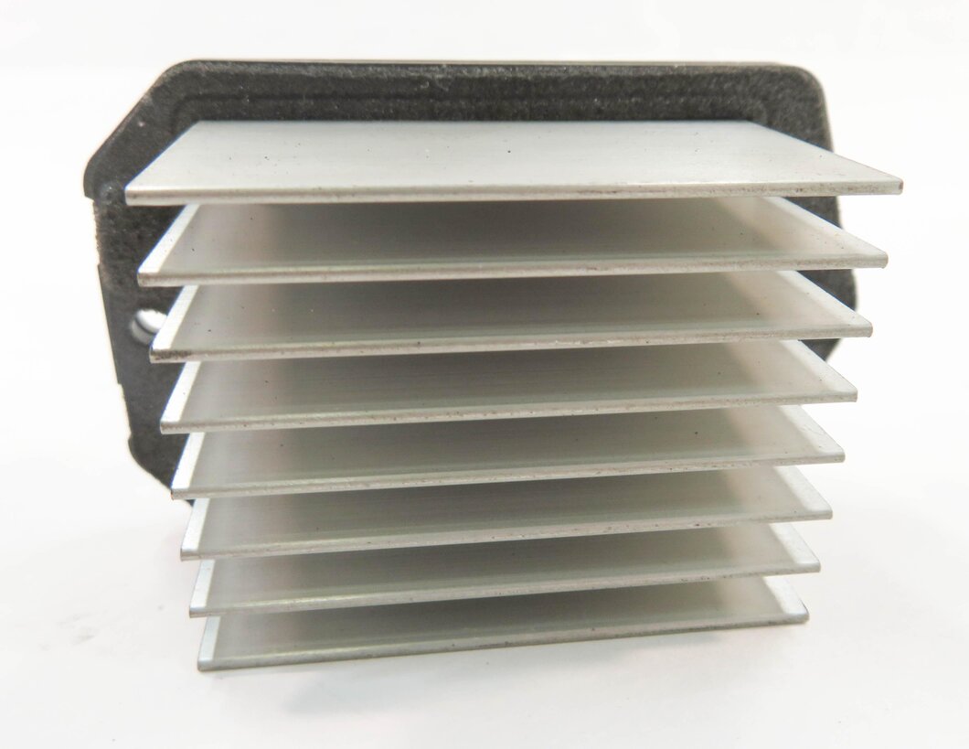 Thumbnail 7: 2010 RANGE ROVER SPORT (L320) FRONT HEATER A/C BLOWER FAN MOTOR SPEED RESISTOR