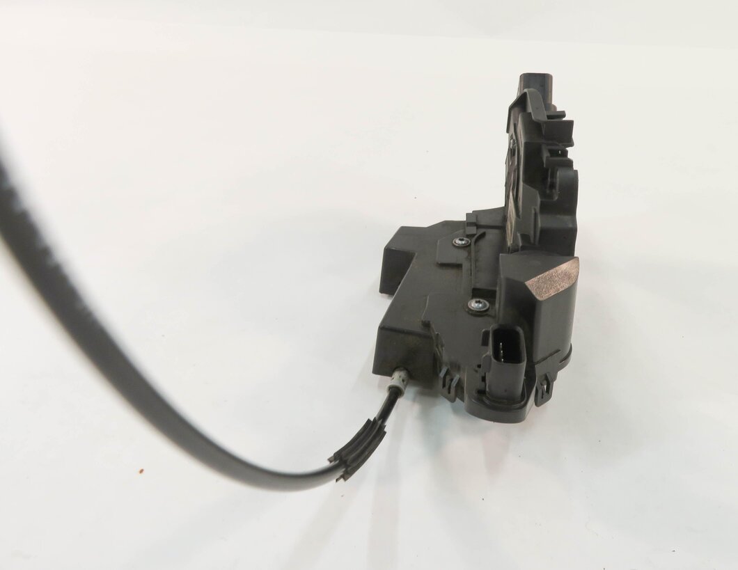 Thumbnail 4: 2010-2019 EVOQUE LR4 / RANGE ROVER SPORT (L320) LEFT FRONT PASSIVE DOOR LATCH