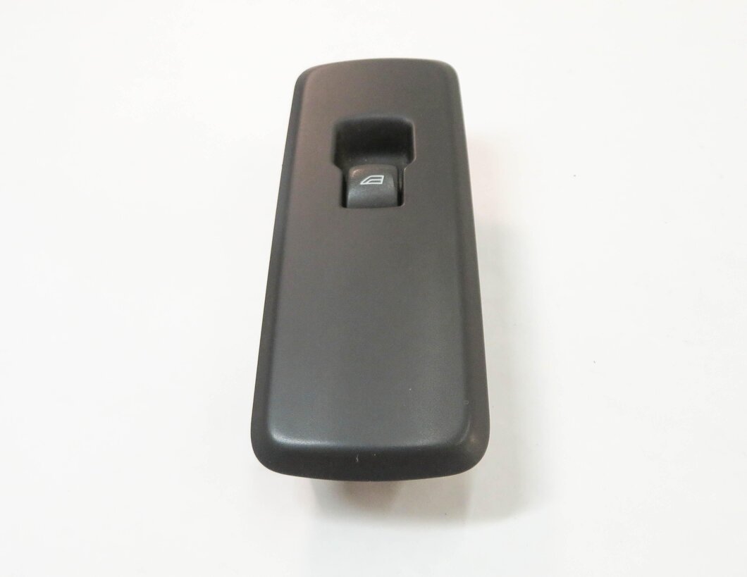 2010 RANGE ROVER SPORT (L320) RIGHT FRONT PASSENGER DOOR POWER WINDOW SWITCH