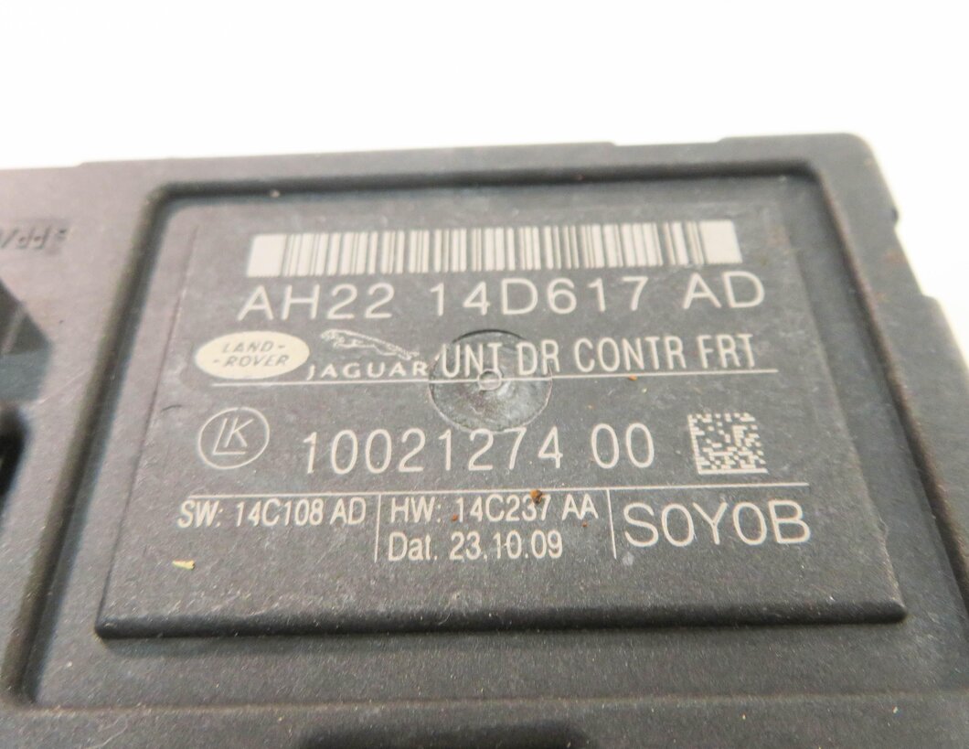 Thumbnail 7: 2010-2013 RANGE ROVER SPORT (L320) RIGHT FRONT PASSENGER DOOR CONTROL MODULE