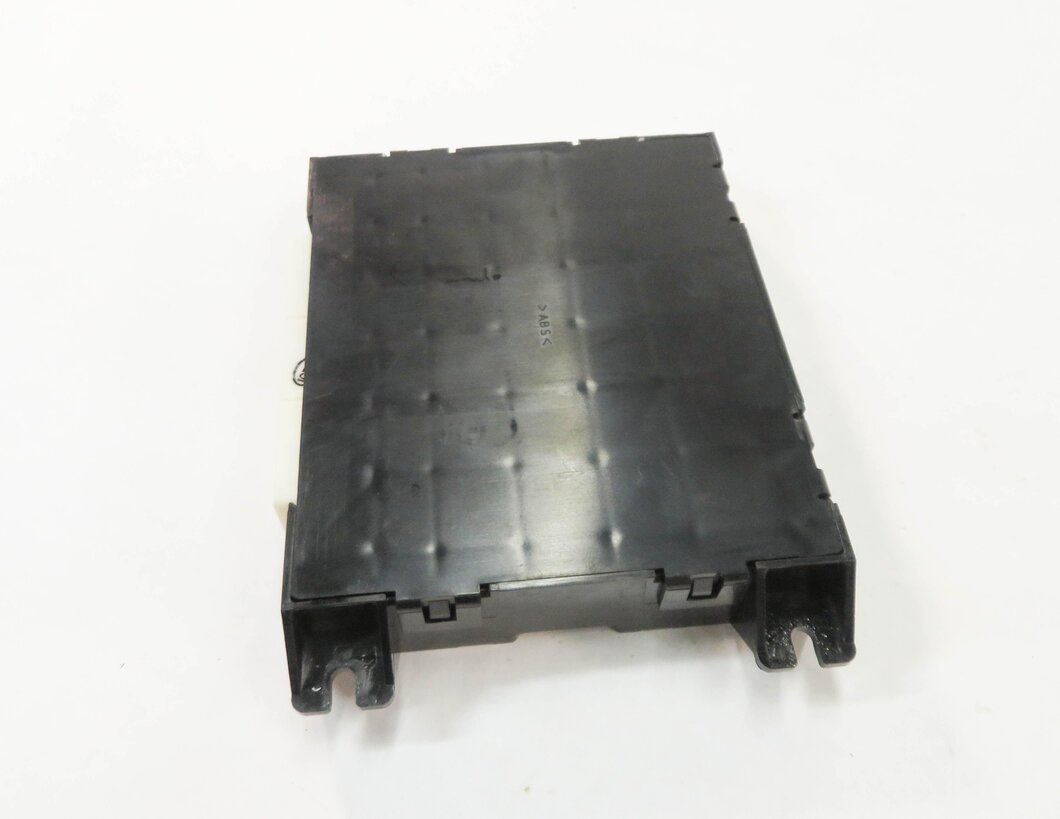 Thumbnail 5: 2010-2011 RANGE ROVER SPORT (L320) TEMPERATURE CONTROL CANBUS MODULE COMPUTER