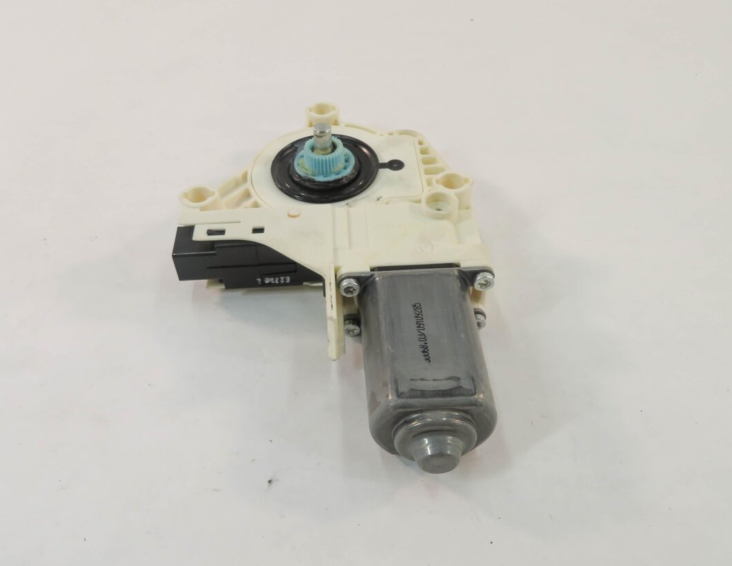 Thumbnail 3: 10-16 LAND ROVER LR4 / RANGE ROVER SPORT (L320) LEFT FRONT DRIVER WINDOW MOTOR