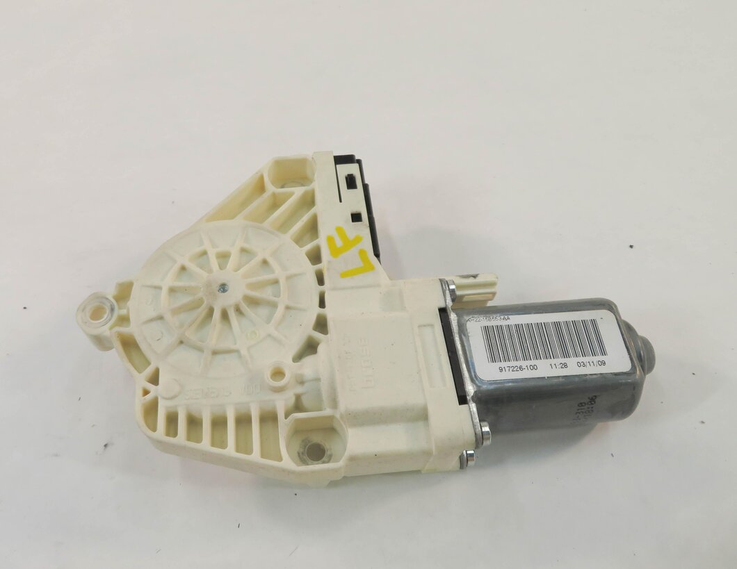 Thumbnail 6: 10-16 LAND ROVER LR4 / RANGE ROVER SPORT (L320) LEFT FRONT DRIVER WINDOW MOTOR